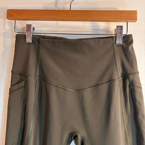 LULULEMON Sz 6 All the Right PlacesLeggings Side and Card Key Pocket Olive Green - Picture 6 of 13